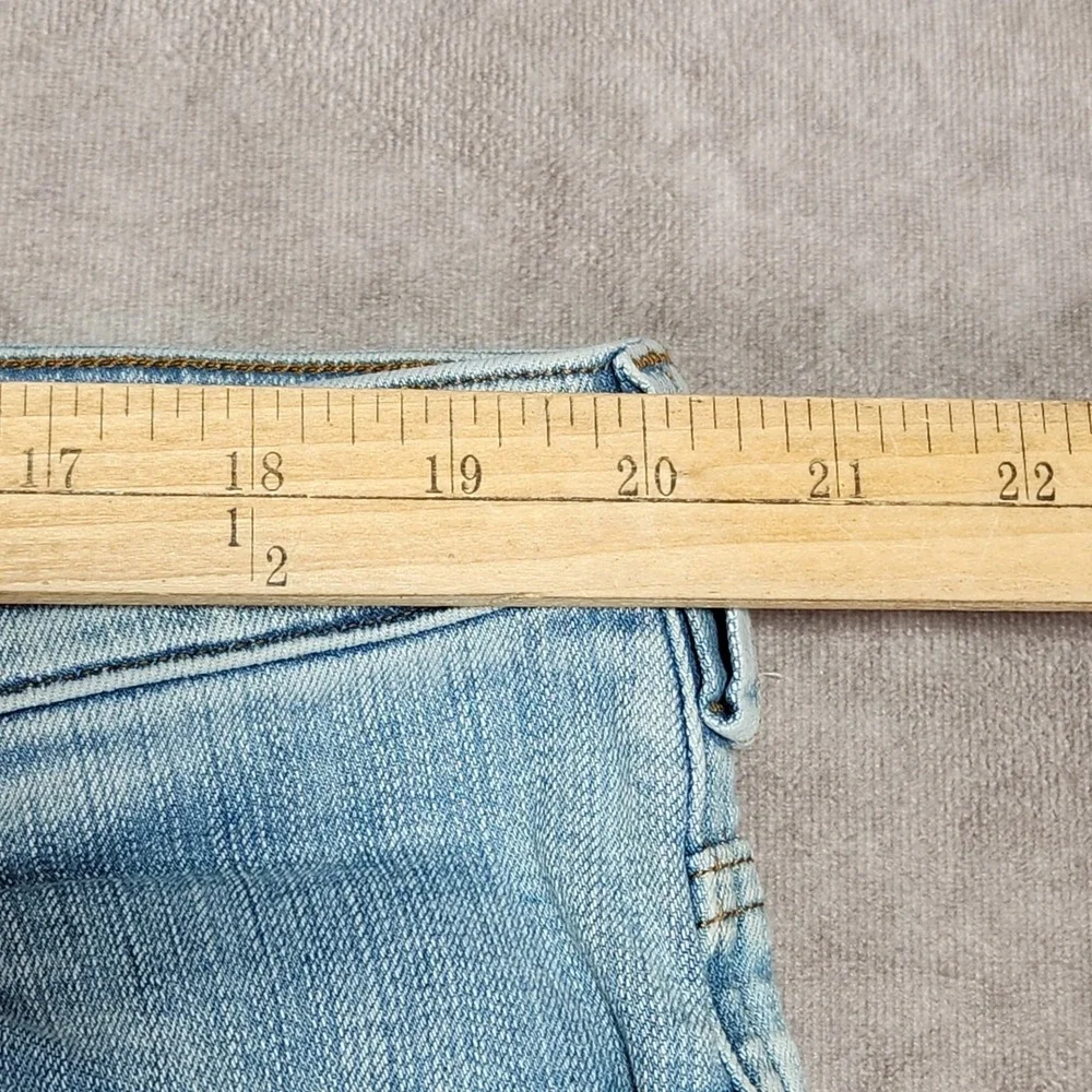 Duluth Trading Co Mens Ballroom Doubleflex Slim Fit Light Wash Jeans 40x30